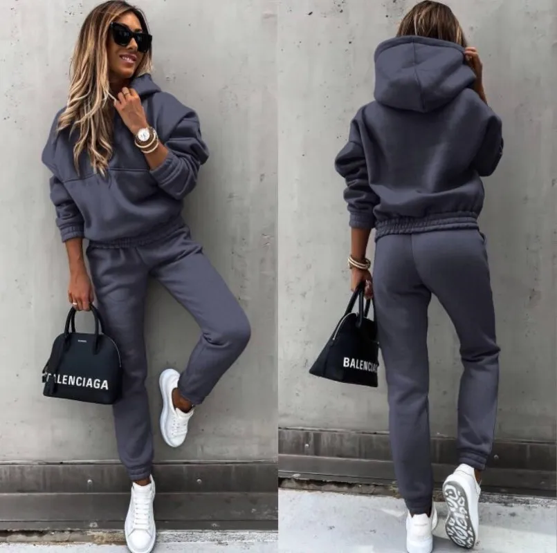 2023 Women's Tracksuit Fleece Hooded Two Piece Set Loose Hoodies Jogger Pants Sets Female Autumn Winter Casual Sportswear Suit
2023 Women's Tracksuit Fleece Hooded Two Piece Set Loose Hoodies Jogger Pants Sets Female Autumn Winter Casual Sportswear Suit