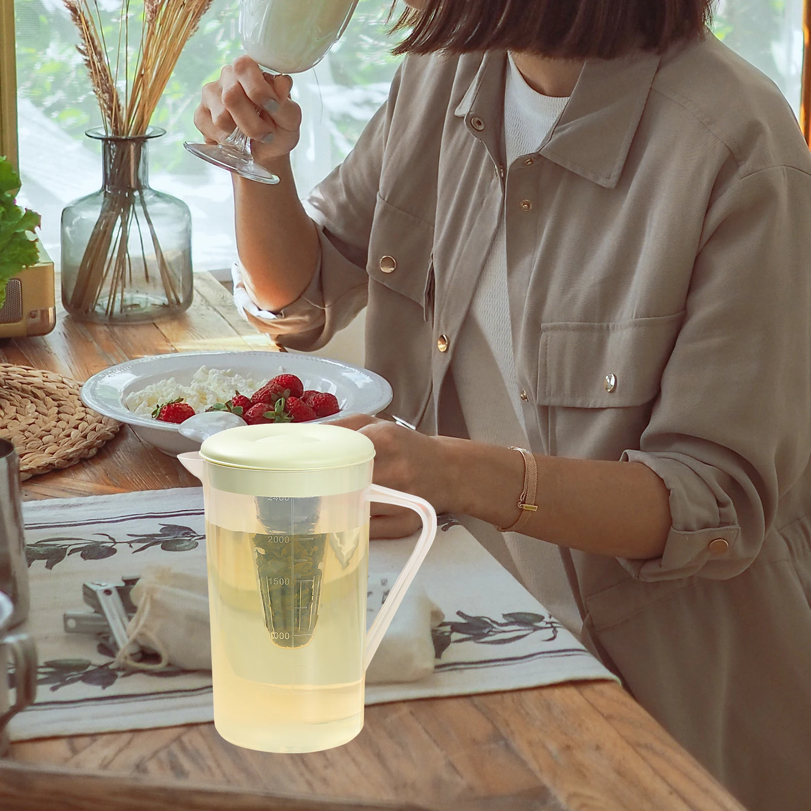 Plastic Water Pitcher 1 Gallon Jug Lid for Drinking Juice Large Capacity Reusable Easy Clean Storage Kitchen Bar Use
Plastic Water Pitcher 1 Gallon Jug Lid for Drinking Juice Large Capacity Reusable Easy Clean Storage Kitchen Bar Use