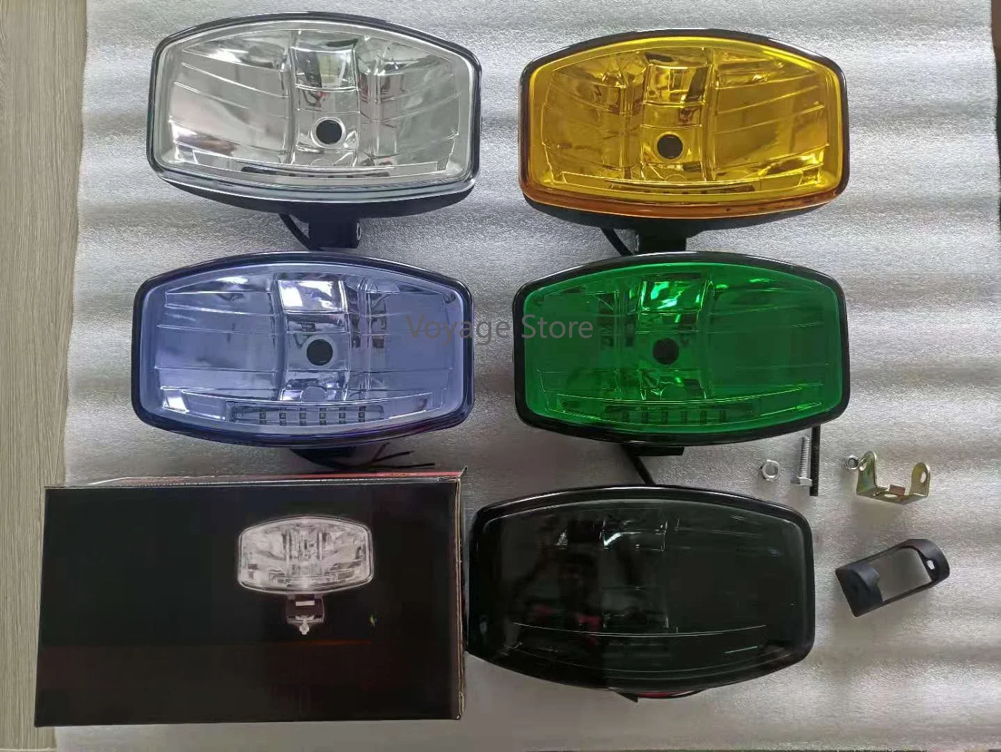 Подходит для грузовиков Scania 12V 24V70W H7 Led Volvo галогенные прожекторы для тяжелых грузовиков, противотуманные фары и потолочные фонари.
Подходит для грузовиков Scania 12V 24V70W H7 Led Volvo галогенные прожекторы для тяжелых грузовиков, противотуманные фары и потолочные фонари.