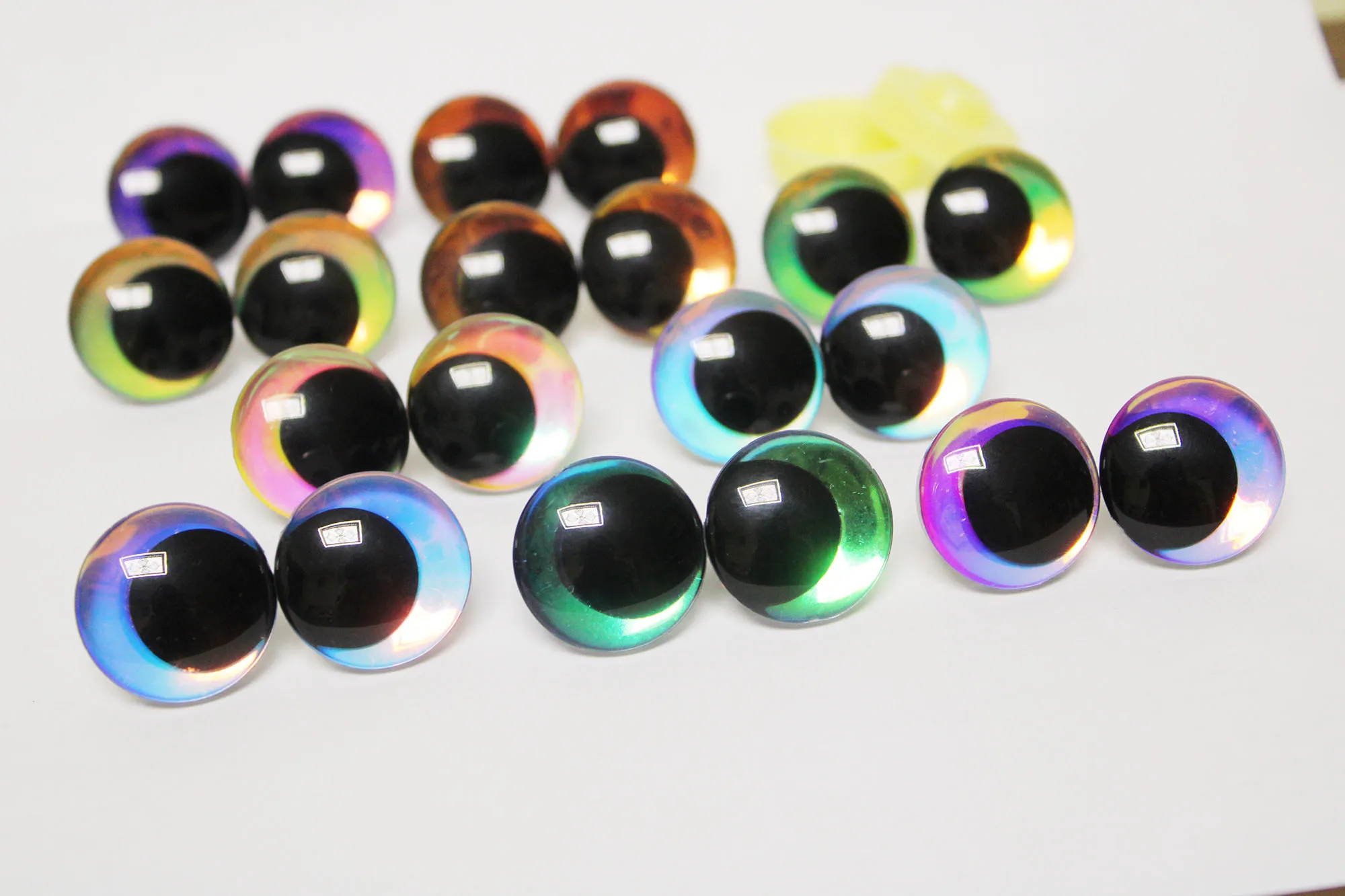 12MM-40MM 3D offcentre eyes with sinker washer colorful toy safety eyes-HC10-20PCS
12MM-40MM 3D offcentre eyes with sinker washer colorful toy safety eyes-HC10-20PCS