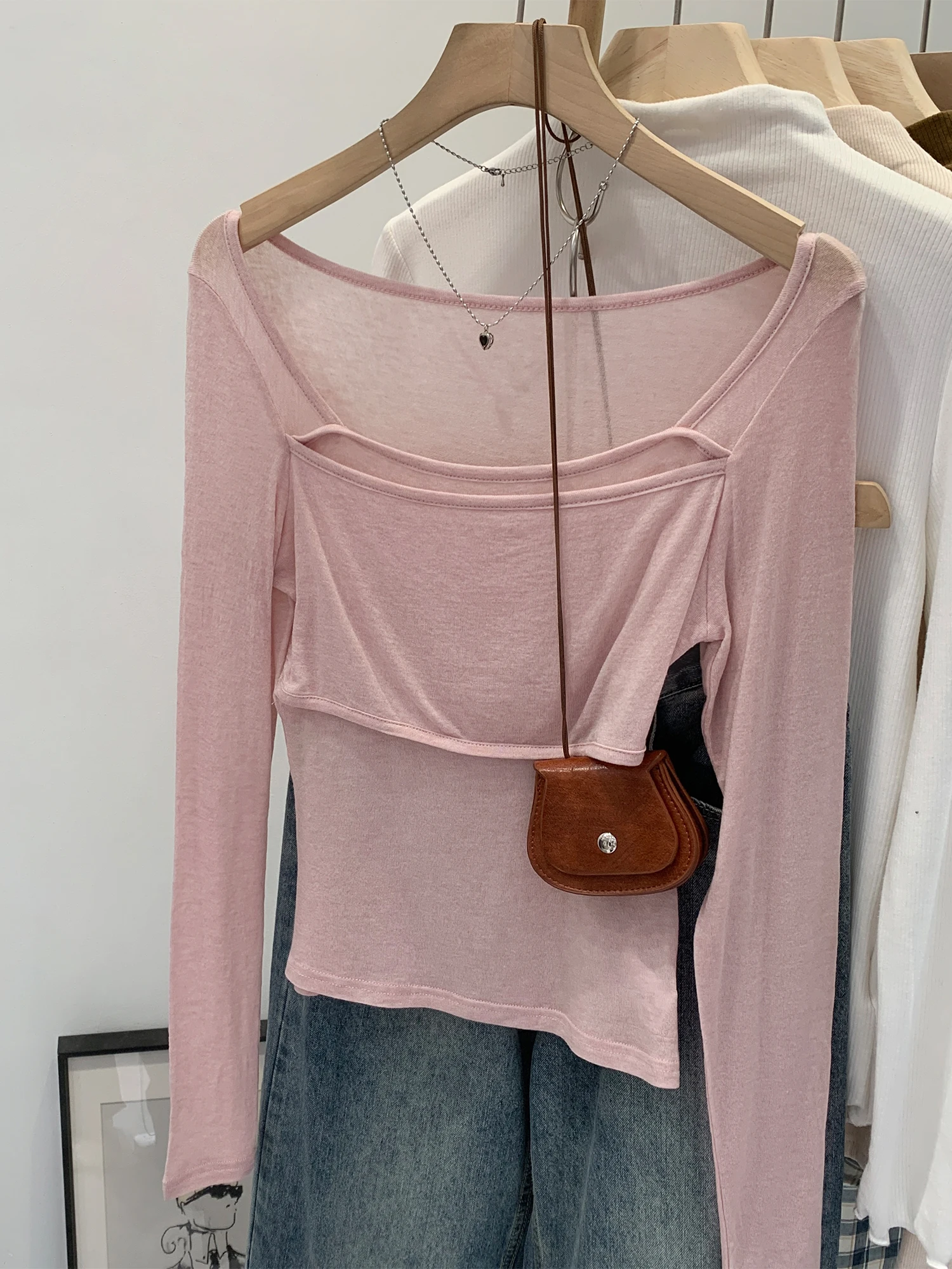 Lacele Tian Silk Korean Style Long Sleeve Square Collar T Shirt Women's Fashionable Unique Pink Top Commute Style Splice
Lacele Tian Silk Korean Style Long Sleeve Square Collar T Shirt Women's Fashionable Unique Pink Top Commute Style Splice