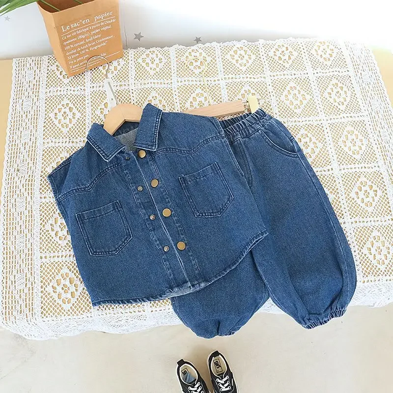 Korean Autumn Children's Clothing suit for Boy Spring 2023 Kids Outerwear Baby Vest Casual Denim Waistcoat + Jeans Two-piece set
Korean Autumn Children's Clothing suit for Boy Spring 2023 Kids Outerwear Baby Vest Casual Denim Waistcoat + Jeans Two-piece set