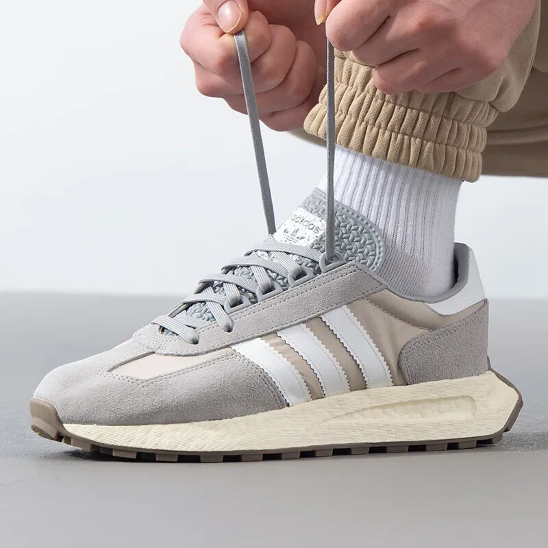 Adidas Clover RETROPY E5 новая мужская и женская обувь спортивная повседневная обувь ретро туфли с Т-образной головкой JQ4099
Adidas Clover RETROPY E5 новая мужская и женская обувь спортивная повседневная обувь ретро туфли с Т-образной головкой JQ4099
