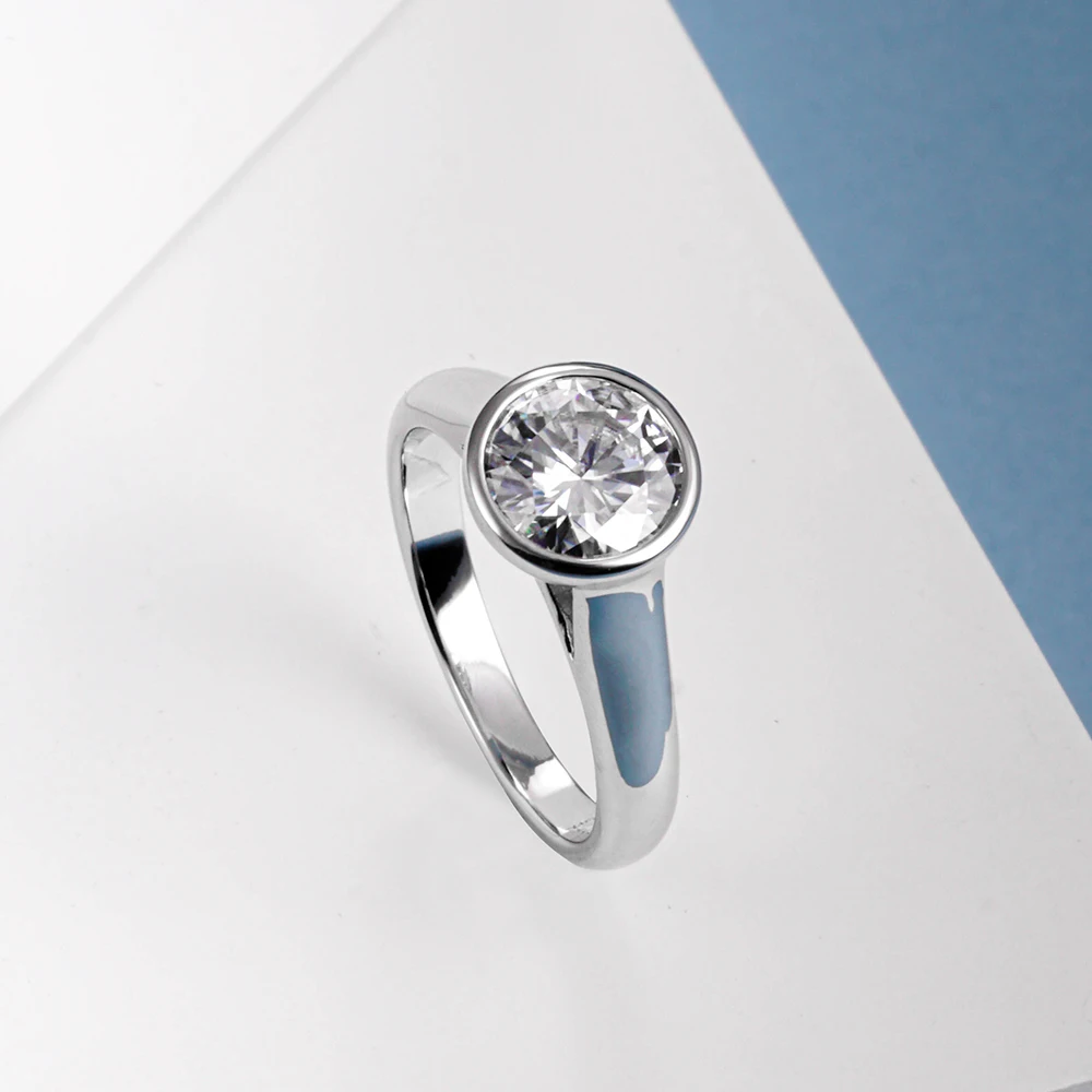 2CT Round Brilliant Cut D Color Moissanite Bezel Engagement Wedding Ring 925 Sterling Silver Rings For Women Jewelry Wholesale
2CT Round Brilliant Cut D Color Moissanite Bezel Engagement Wedding Ring 925 Sterling Silver Rings For Women Jewelry Wholesale