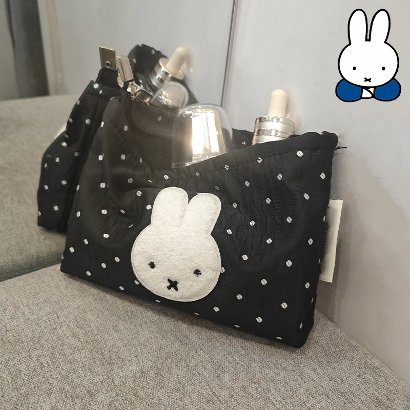 Косметичка Kawaii Miffy: Большая дорожная сумка для ухода за кожей, милая черная сумка-органайзер премиум-класса для портативных туалетных принадлежностей
Косметичка Kawaii Miffy: Большая дорожная сумка для ухода за кожей, милая черная сумка-органайзер премиум-класса для портативных туалетных принадлежностей
