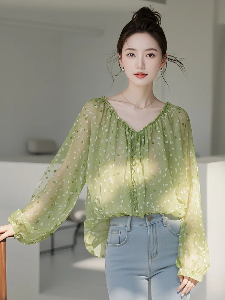 Early Autumn New Super Good-looking Loose Belly-covering Green Floral Top French Style Chiffon Long-sleeved Shirt Women
Early Autumn New Super Good-looking Loose Belly-covering Green Floral Top French Style Chiffon Long-sleeved Shirt Women