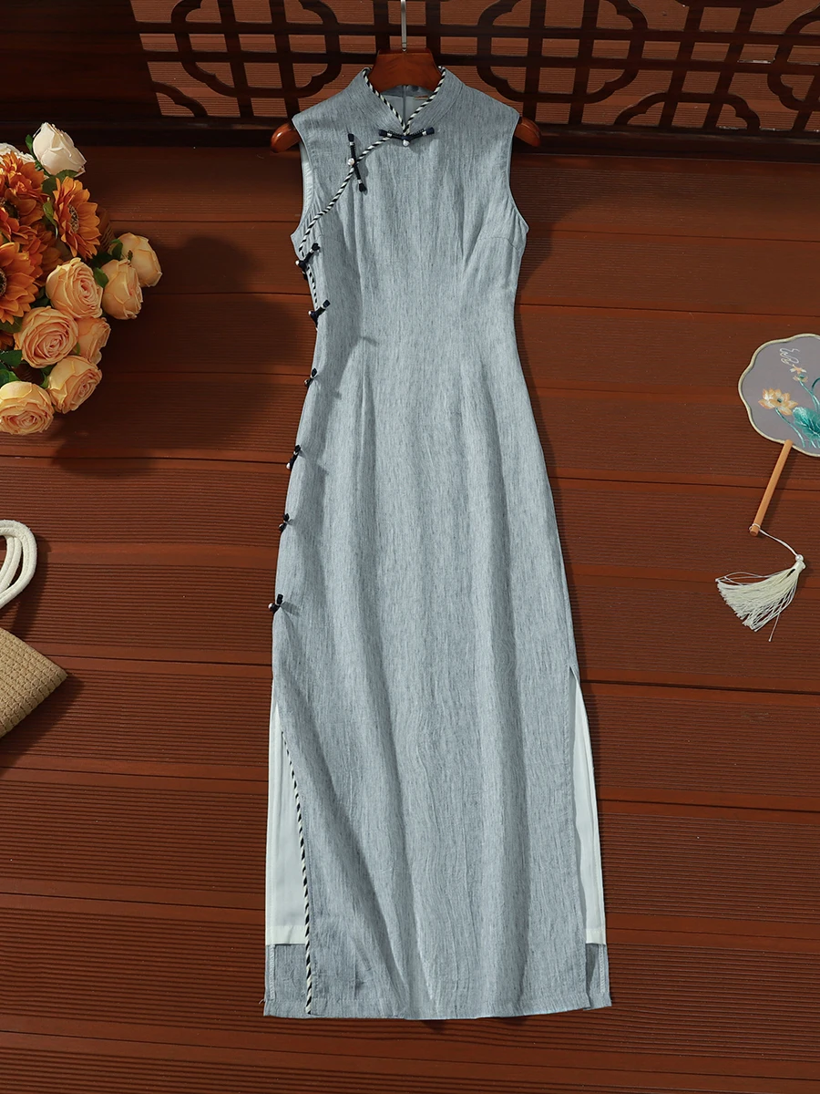 Young Style Grey Sleeveless Qipao Traditional Chinese New Version Daily Wear Comfortable Breathable Low Slit Long Qipao Dress
Young Style Grey Sleeveless Qipao Traditional Chinese New Version Daily Wear Comfortable Breathable Low Slit Long Qipao Dress