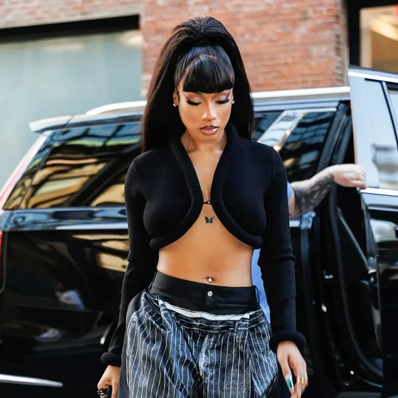 2024 Autumn Sexy Spicy Girls Hipster Street Crop Top Women Solid V Neck Full Sleeve Ruched Slim Casual Hip Hop Short T Shirts
2024 Autumn Sexy Spicy Girls Hipster Street Crop Top Women Solid V Neck Full Sleeve Ruched Slim Casual Hip Hop Short T Shirts