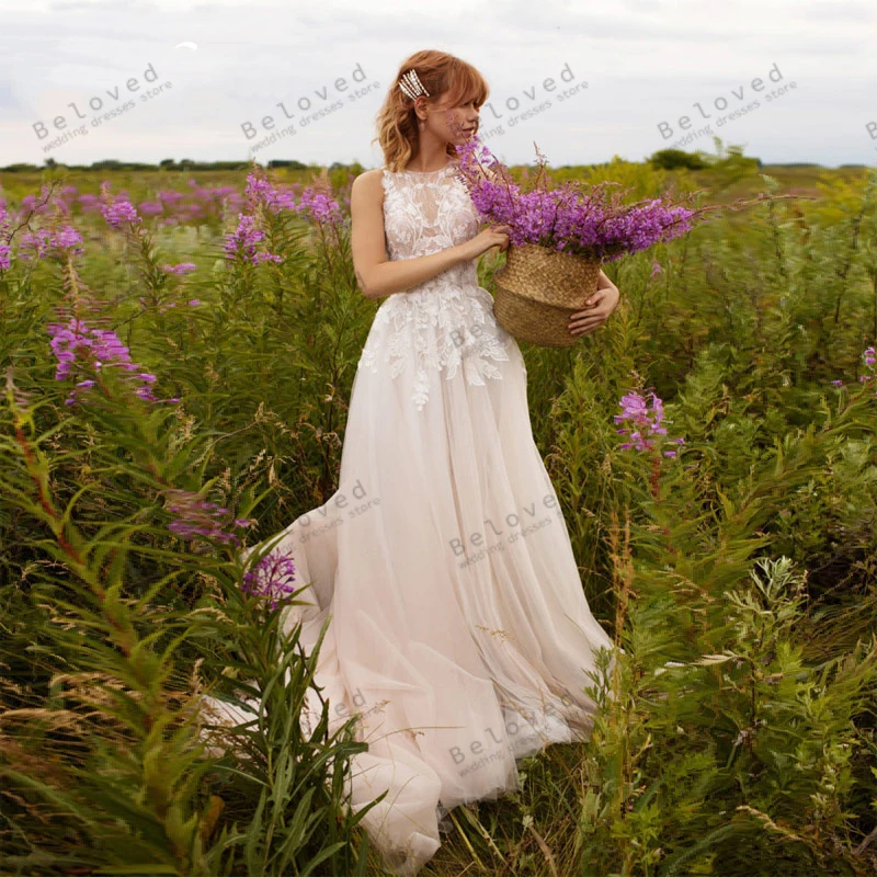 Romantic Wedding Dresses A-Line Tulle Tiered Bridal Gowns Lace Appliques Sleeveless O-Neck Robes For Brides Vestidos De Novia
Romantic Wedding Dresses A-Line Tulle Tiered Bridal Gowns Lace Appliques Sleeveless O-Neck Robes For Brides Vestidos De Novia