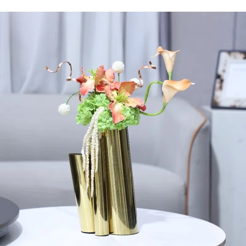 Creative Golden Stainless Steel Round Pipe Spliced Geometric Pipe Flower Vase Flower Arrangement Accessories Metal Vase
Creative Golden Stainless Steel Round Pipe Spliced Geometric Pipe Flower Vase Flower Arrangement Accessories Metal Vase