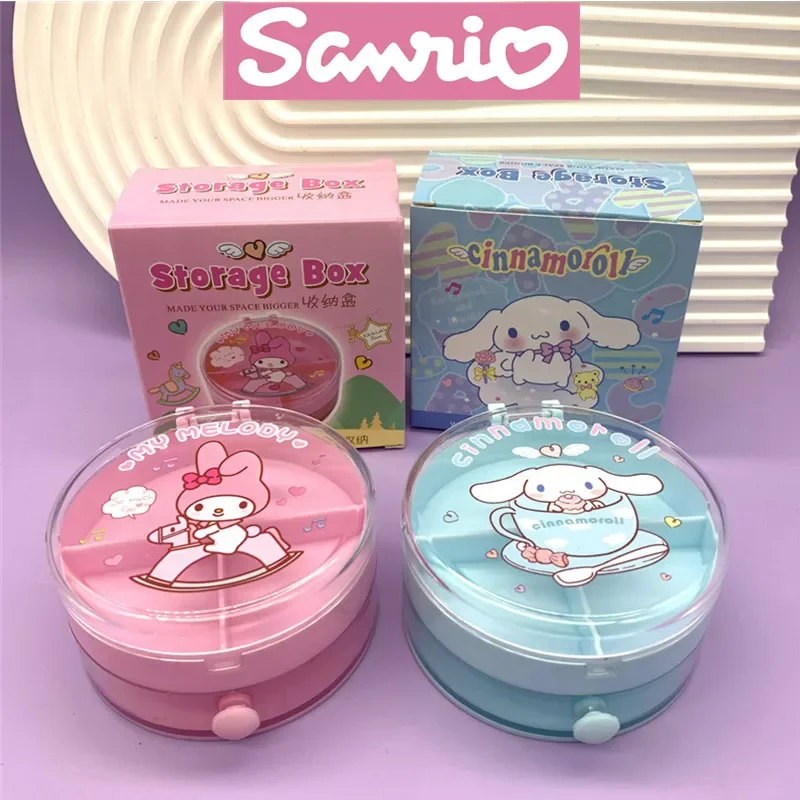 Новинка Sanrio Cinnamoroll Mymelody круглая коробка для хранения искусственная лента мелкие предметы шкатулка для ювелирных изделий украшения подарки для девочек
Новинка Sanrio Cinnamoroll Mymelody круглая коробка для хранения искусственная лента мелкие предметы шкатулка для ювелирных изделий украшения подарки для девочек