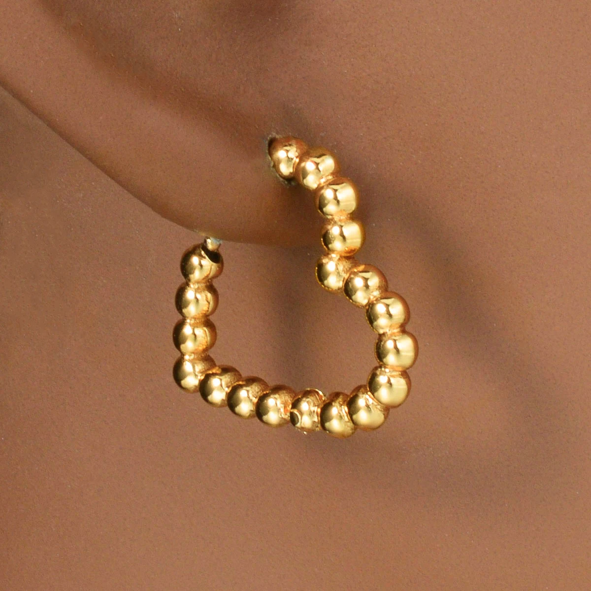 Heart-shaped Earrings Dubai 18k Gold-plated Style Fashionable Bead String Decoration Jewelry Accessories Gifts
Heart-shaped Earrings Dubai 18k Gold-plated Style Fashionable Bead String Decoration Jewelry Accessories Gifts
