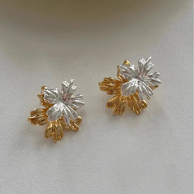 Real 925 Sterling Silver 18K Gold Flower Stud Earrings for Women Cute Plant Fine Jewelry Minimalist Light Luxury Accessories
Real 925 Sterling Silver 18K Gold Flower Stud Earrings for Women Cute Plant Fine Jewelry Minimalist Light Luxury Accessories