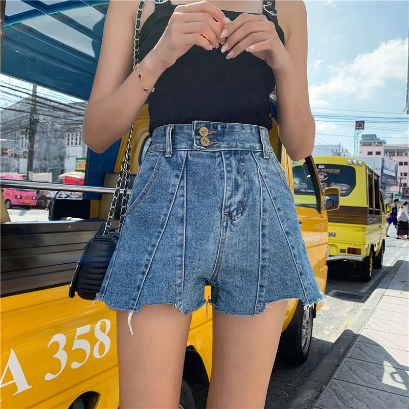 High Waist Loose Fit Denim Shorts Women's Summer Fashion plus Size A-Line Hot Pants Korean Style Slimming Wide Leg Jeans
High Waist Loose Fit Denim Shorts Women's Summer Fashion plus Size A-Line Hot Pants Korean Style Slimming Wide Leg Jeans