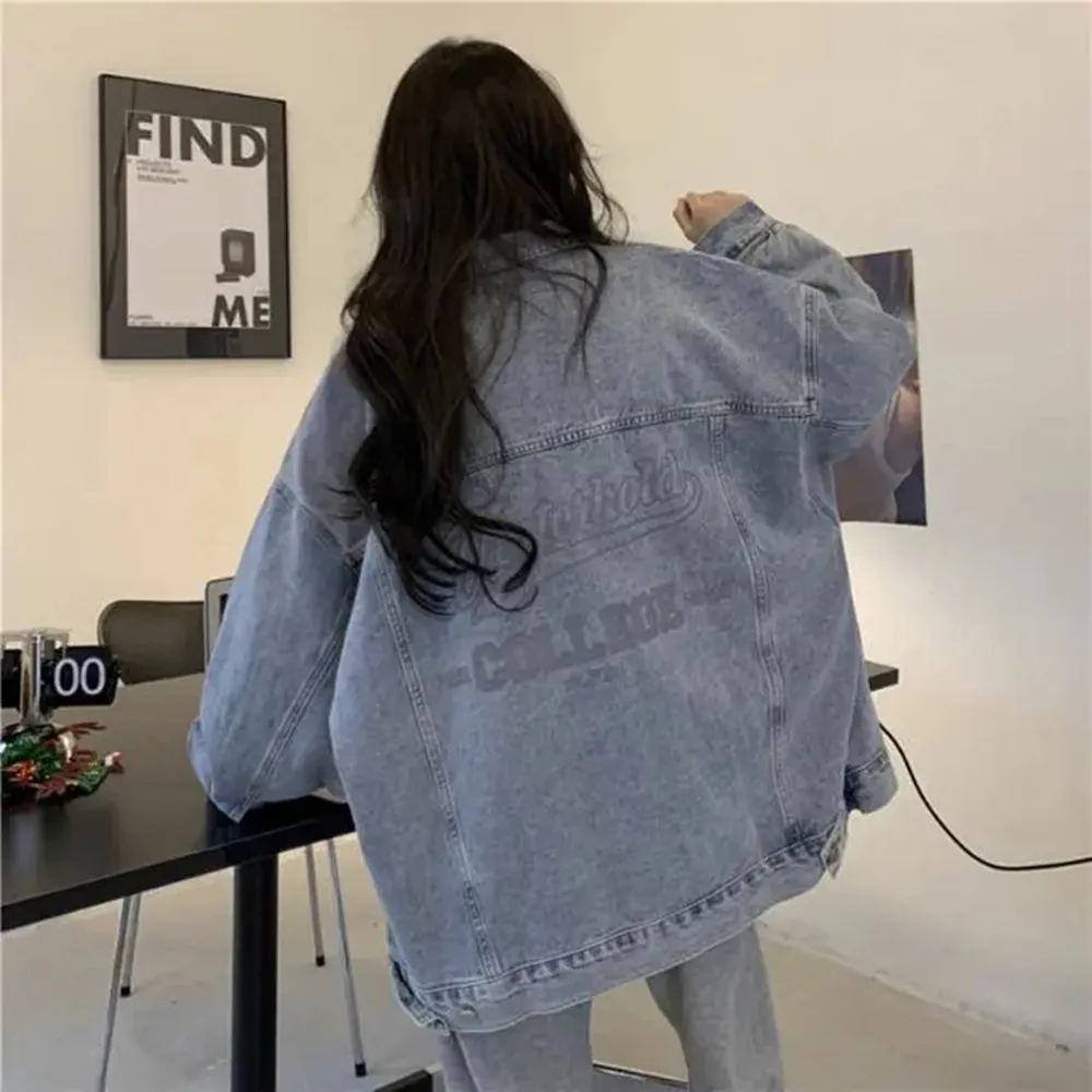 Denim Jacket Womens Clothing 2025 Autumn Winter Korean Printed Jeans Coat Female Retro Pop Street Loose Denim Top
Denim Jacket Womens Clothing 2025 Autumn Winter Korean Printed Jeans Coat Female Retro Pop Street Loose Denim Top
