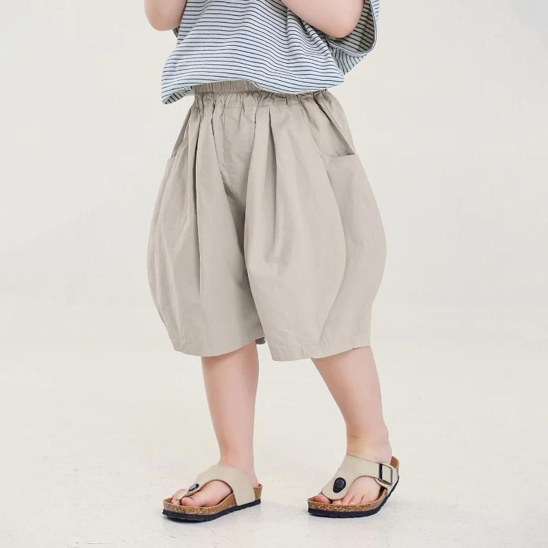 2026 Summer New Children's Cotton Fabric Solid Color Thin Cut Curved Knife Loose Five Quarter Pants for Outerwear
2026 Summer New Children's Cotton Fabric Solid Color Thin Cut Curved Knife Loose Five Quarter Pants for Outerwear