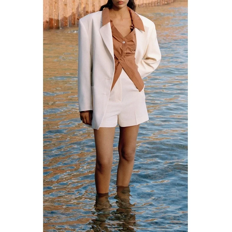 Nordic Nanu Imitation Leather Suit Female Boyfriend Style Loose Profile Medium Long Coat Gothic Black White PU Jacket Streetwear
Nordic Nanu Imitation Leather Suit Female Boyfriend Style Loose Profile Medium Long Coat Gothic Black White PU Jacket Streetwear