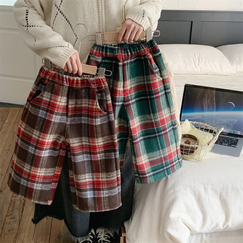 2025 Winter New Hot Selling Children's Retro Checkered Christmas Color Loose Straight Leg Pants
2025 Winter New Hot Selling Children's Retro Checkered Christmas Color Loose Straight Leg Pants
