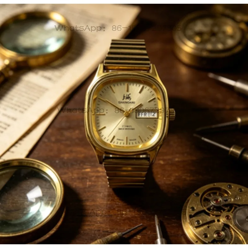 Original stock, Shanghai brand 8120 square nail yellow double calendar manual mechanical watch, diameter 32mm
Original stock, Shanghai brand 8120 square nail yellow double calendar manual mechanical watch, diameter 32mm