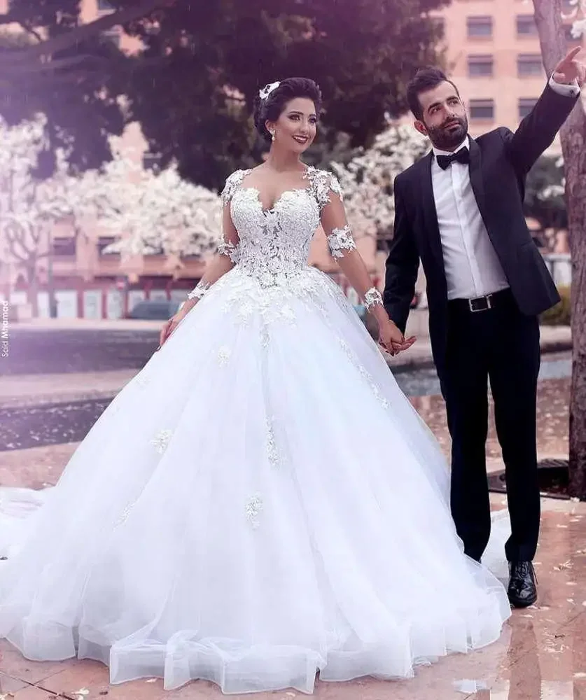 Customized Long Sleeve Princess Wedding Dresses Vestidos De Noiva Court Train Vintage Style Applique Organza Lace Bridal Ball Go
Customized Long Sleeve Princess Wedding Dresses Vestidos De Noiva Court Train Vintage Style Applique Organza Lace Bridal Ball Go