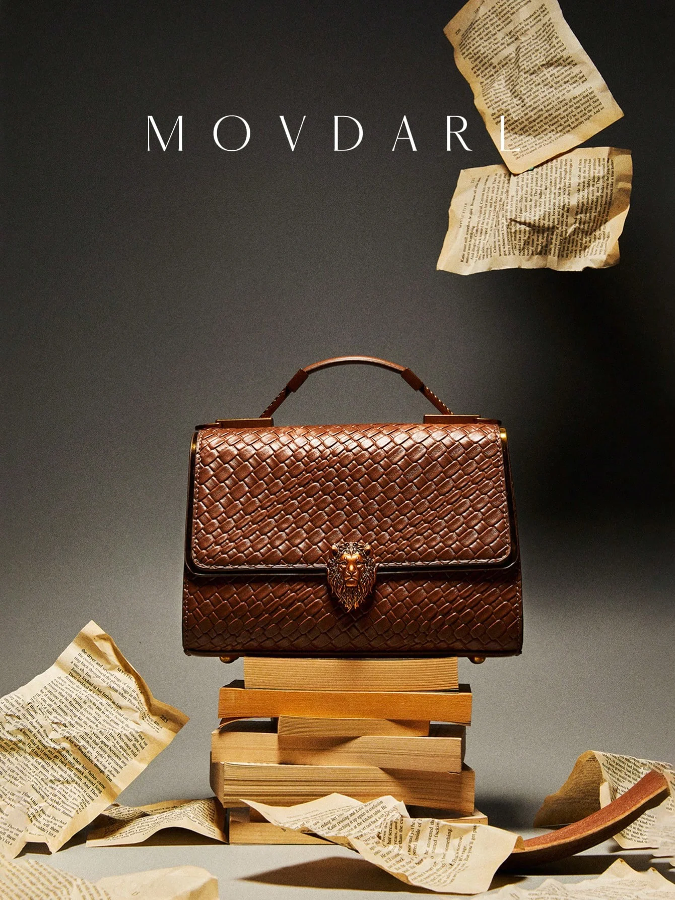 Стильная сумка из искусственной кожи в стиле ретро с узором в виде головы льва, через плечо, подходящий подарок для сестры, матери, жены
Стильная сумка из искусственной кожи в стиле ретро с узором в виде головы льва, через плечо, подходящий подарок для сестры, матери, жены