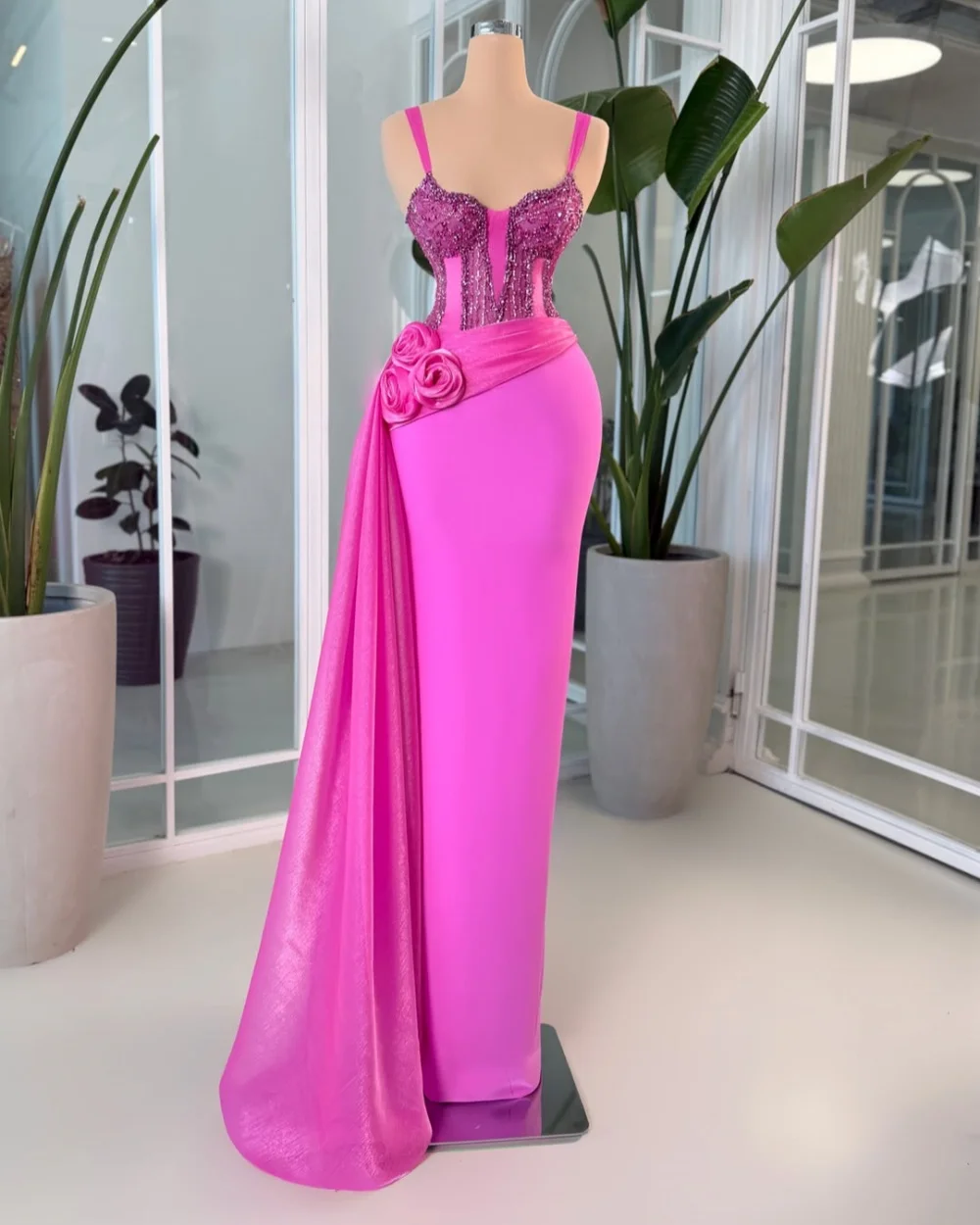 Customized High Quality Women Jersey Beading Handmade Flower Sheath Evening Dress Fashion Spaghetti Strap Sleeveless Party Gowns
Customized High Quality Women Jersey Beading Handmade Flower Sheath Evening Dress Fashion Spaghetti Strap Sleeveless Party Gowns