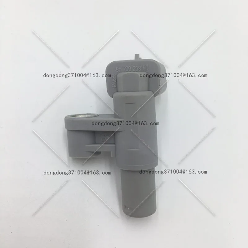 Совместим с Peugeot 3008 408 307 508 Sega C5 1,8 2,0 2,3 Удаление датчика положения распределительного вала
Совместим с Peugeot 3008 408 307 508 Sega C5 1,8 2,0 2,3 Удаление датчика положения распределительного вала
