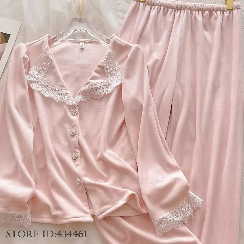 Autumn Winter New 2PCS Pajamas Set Sweet Lace Island Velvet Sleepwear Home Clothes Loose Casual Women Night Wear Loungewear
Autumn Winter New 2PCS Pajamas Set Sweet Lace Island Velvet Sleepwear Home Clothes Loose Casual Women Night Wear Loungewear