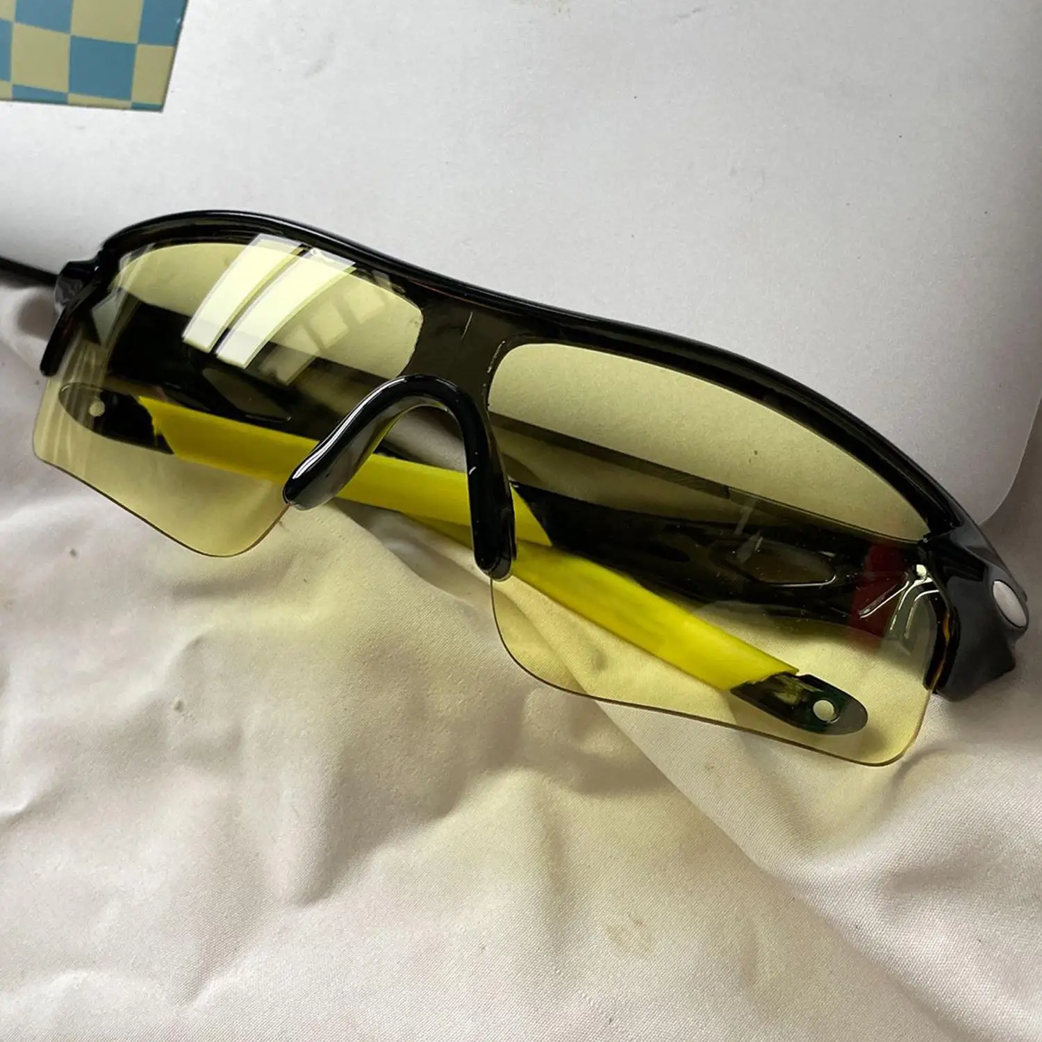 New Cycling Sunglasses Men Women Half Frame Sun Glasses UV400 Bicycle Eyewear Outdoor Sports Running Bike Goggles
New Cycling Sunglasses Men Women Half Frame Sun Glasses UV400 Bicycle Eyewear Outdoor Sports Running Bike Goggles