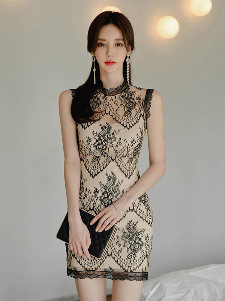 New Arrival Fashion Lace Dress Women Elegant Summer Sexy Perspective Sleeveless Party Temperament Black Simple Mini Dress
New Arrival Fashion Lace Dress Women Elegant Summer Sexy Perspective Sleeveless Party Temperament Black Simple Mini Dress
