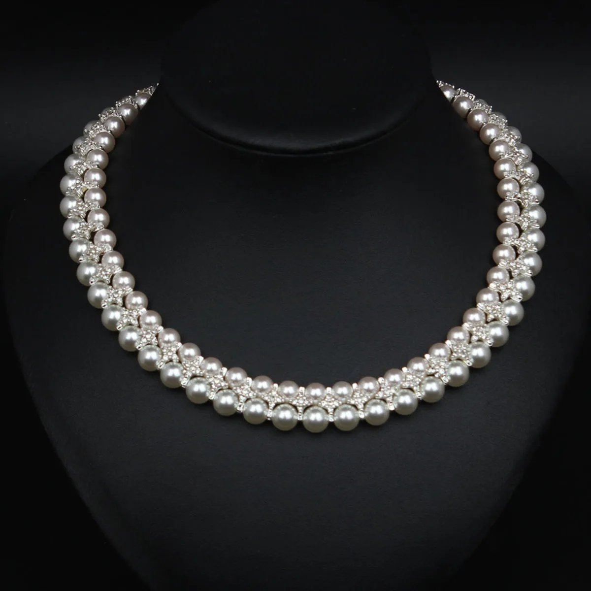 DIY accessories Star same European and American pearl necklace light luxury fashion women's versatile rhinestone neck chain coll
DIY accessories Star same European and American pearl necklace light luxury fashion women's versatile rhinestone neck chain coll