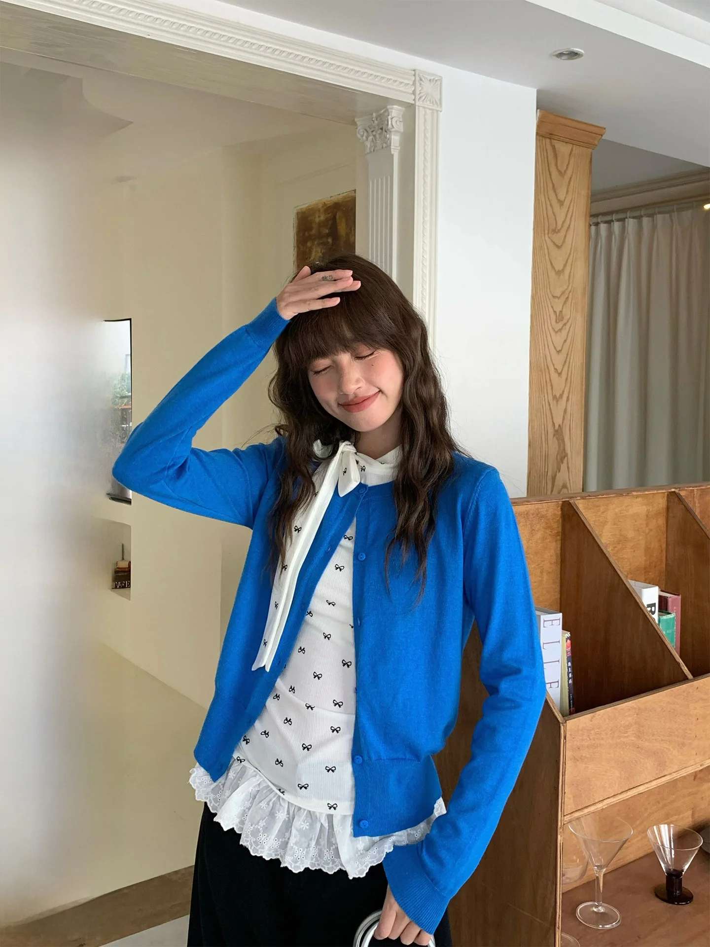Blue Polka Dot Long Sleeve round Neck Open Cardigan Knitted Sweater Women's Top Two Piece Set Summer Spring Korean Style
Blue Polka Dot Long Sleeve round Neck Open Cardigan Knitted Sweater Women's Top Two Piece Set Summer Spring Korean Style