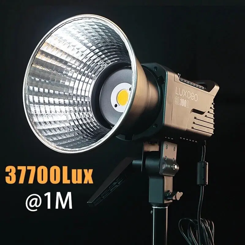 LUXCEO SL100D светодиодный Video светильник Bi-Color 2700-6500K 100W CRI95 + 6 эффектов, бесшумный режим, крепление Bowens, фотостудия
LUXCEO SL100D светодиодный Video светильник Bi-Color 2700-6500K 100W CRI95 + 6 эффектов, бесшумный режим, крепление Bowens, фотостудия