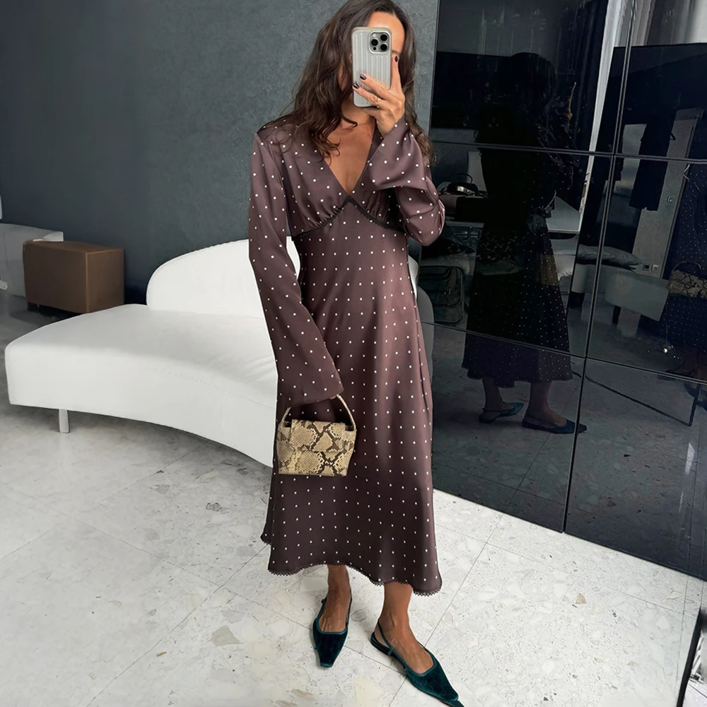 Talenza Women Polka Dot Dress Fashion Satin Print Contrast V-Neck High-Waisted New Dress Summer Elegant Female Party Dress 2026
Talenza Women Polka Dot Dress Fashion Satin Print Contrast V-Neck High-Waisted New Dress Summer Elegant Female Party Dress 2026