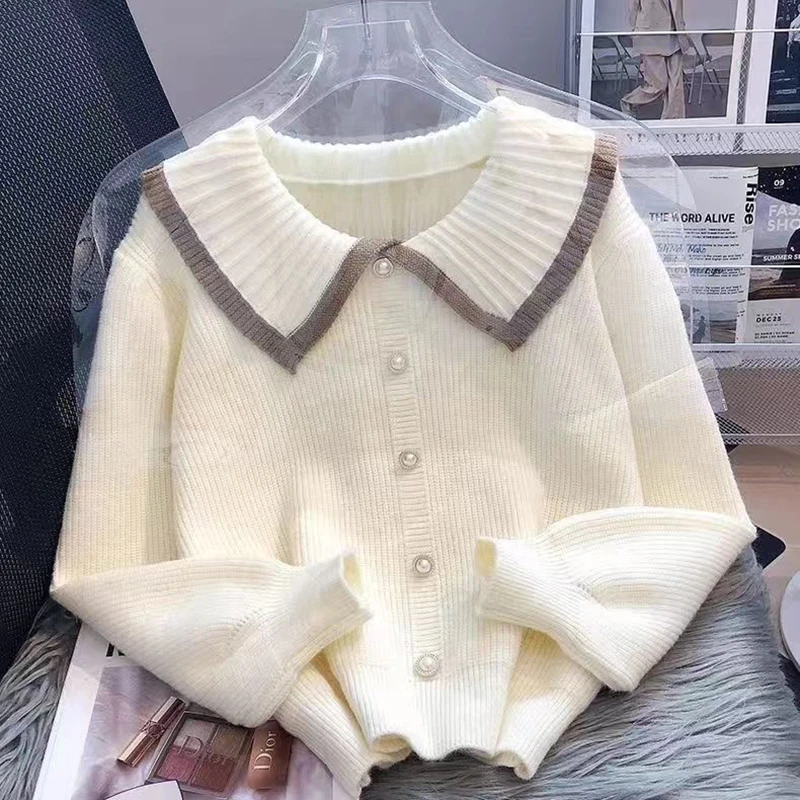 Pullover Sweater Knitted Sweater Women's Design Autumn Winter New Coat Glutinous Soft single-breasted Doll Neck Sweater Lady Top
Pullover Sweater Knitted Sweater Women's Design Autumn Winter New Coat Glutinous Soft single-breasted Doll Neck Sweater Lady Top