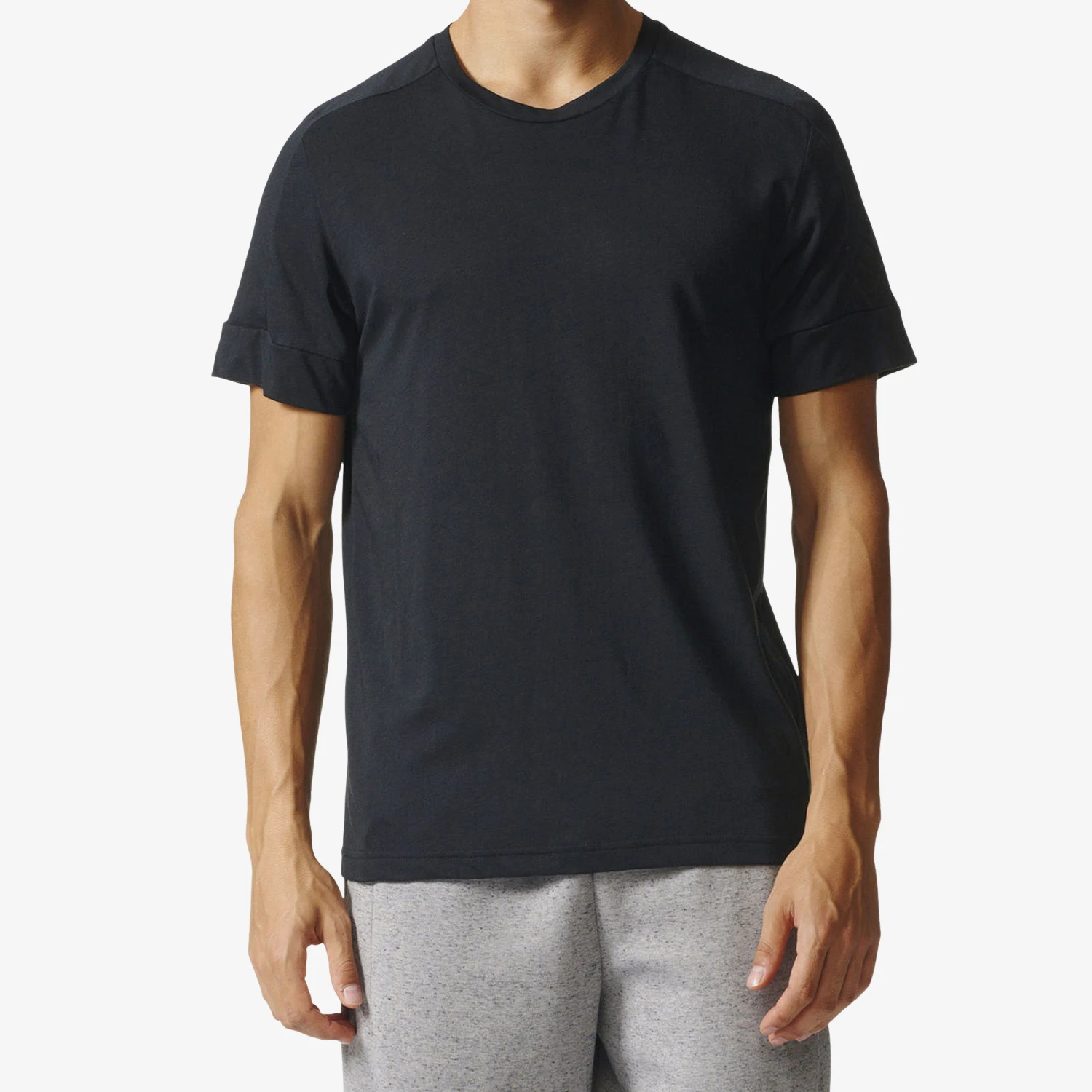 Оригинальная сезонная новинка Adidas Id Stadium Tee, мужская футболка с короткими рукавами S98714
Оригинальная сезонная новинка Adidas Id Stadium Tee, мужская футболка с короткими рукавами S98714