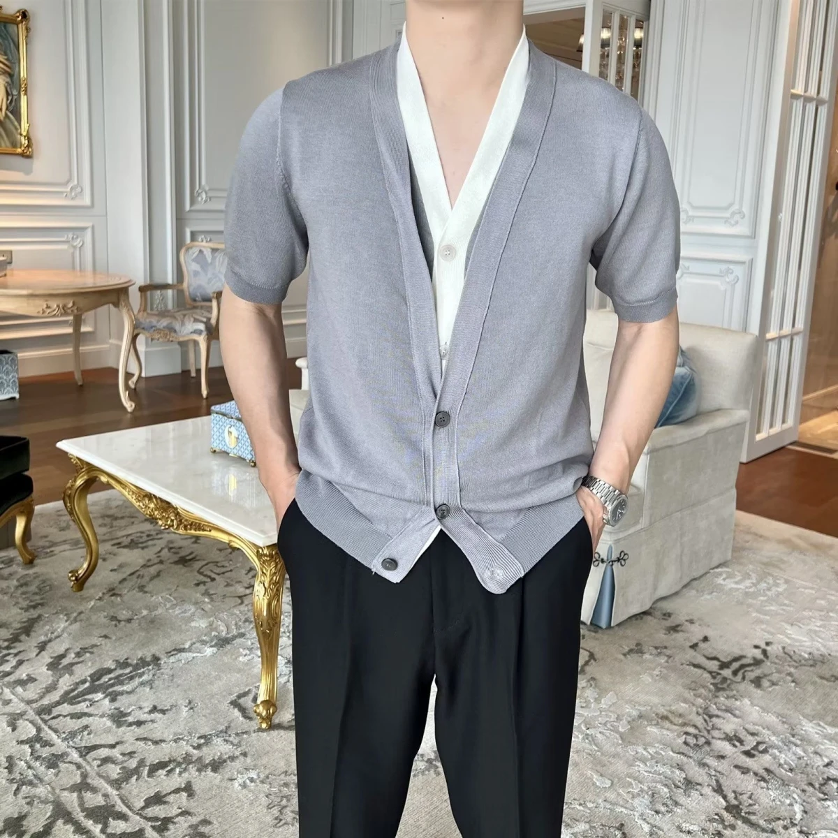 Женский летний топ из трикотажа Ice Silk с эффектом двухслойности, элегантный, повседневный, деловой, с омолаживающим эффектом
Женский летний топ из трикотажа Ice Silk с эффектом двухслойности, элегантный, повседневный, деловой, с омолаживающим эффектом