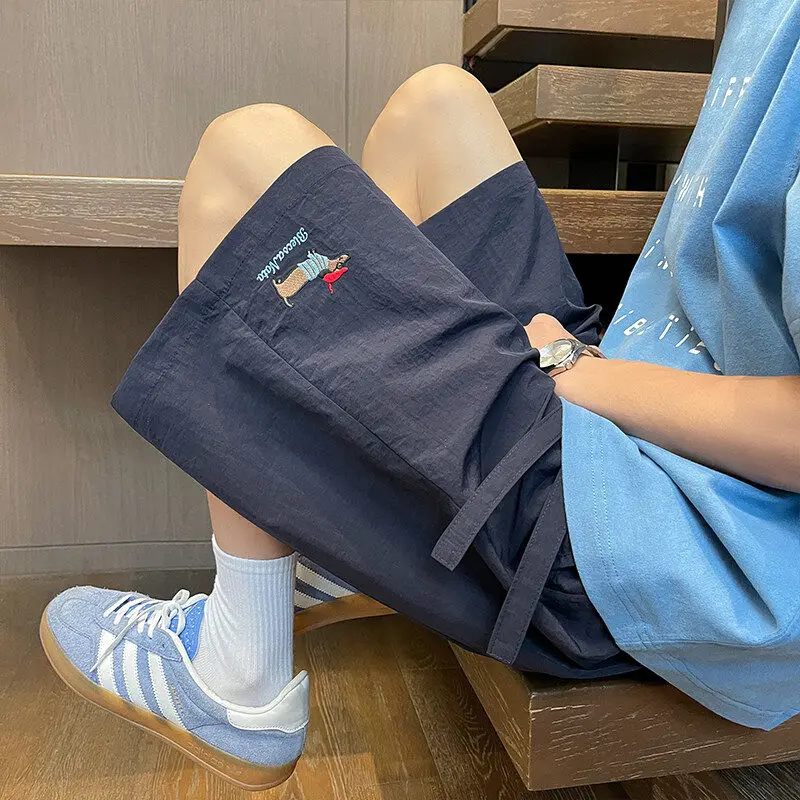 Dopne Qui Dry Sports orts Men's Summer Sausage Dog Embroidery Ice Silk Beach Casual Five-Quarter Length Pants
Dopne Qui Dry Sports orts Men's Summer Sausage Dog Embroidery Ice Silk Beach Casual Five-Quarter Length Pants