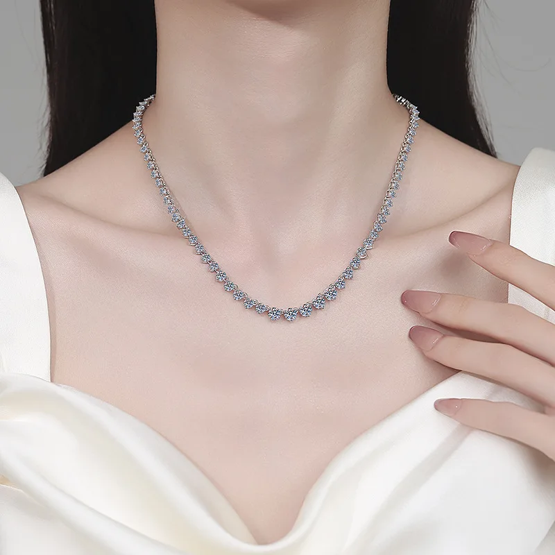 Gorgeous Full Diamond Stackable Pendant Women's 12.1CT Moissanite PT950 Platinum - Hand-finished, neck-fitting, comfortable wear
Gorgeous Full Diamond Stackable Pendant Women's 12.1CT Moissanite PT950 Platinum - Hand-finished, neck-fitting, comfortable wear