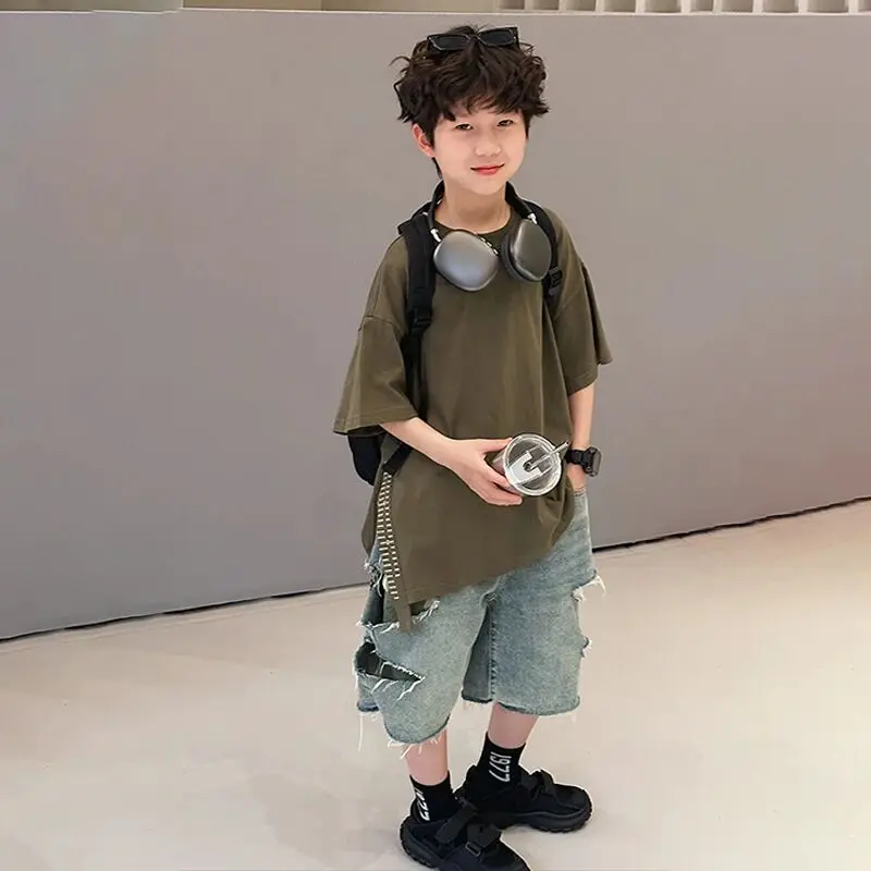 Children's Summer Short Sleeve T-Shirt New Style Big Boy Loose Top Irregular Outfit Boys' Clothing
Children's Summer Short Sleeve T-Shirt New Style Big Boy Loose Top Irregular Outfit Boys' Clothing