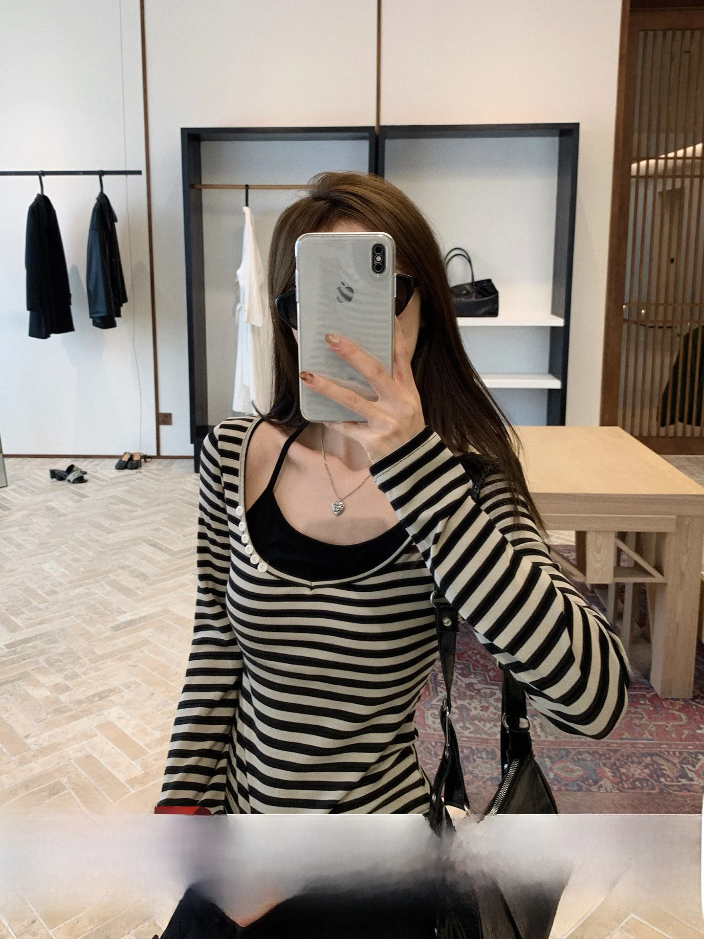 Женская приталенная футболка Morning Bloom Bla Stripe с длинным рукавом, базовый слой, корейский стиль, осенний сезон
Женская приталенная футболка Morning Bloom Bla Stripe с длинным рукавом, базовый слой, корейский стиль, осенний сезон