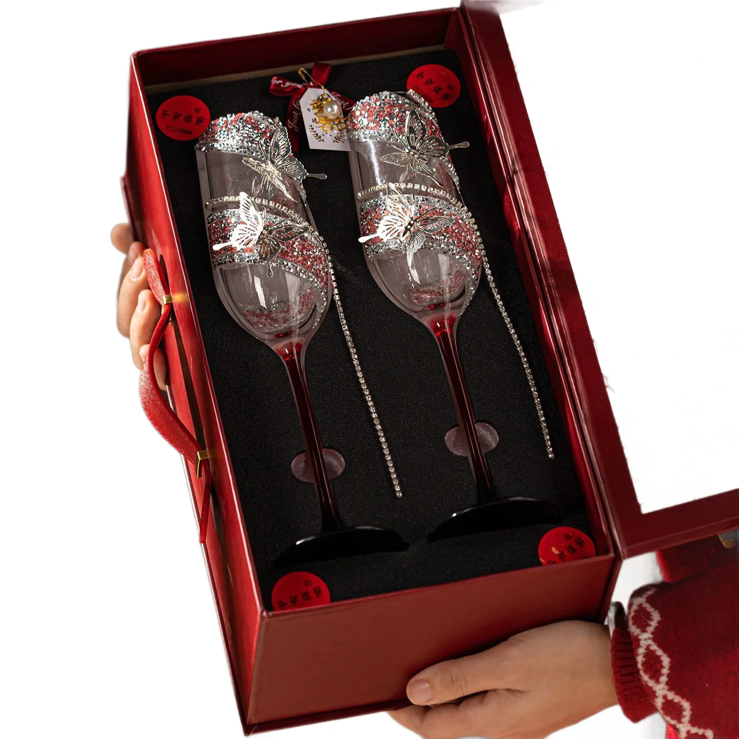 Yjq butterfly champagne cup wedding toast engagement send new girlfriends glass a pair of wine glasses
Yjq butterfly champagne cup wedding toast engagement send new girlfriends glass a pair of wine glasses