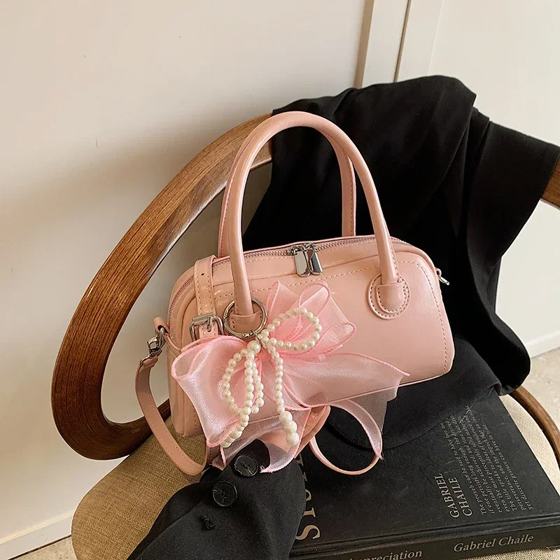 2025 New! Silk Scarf with Bow Detail Lightweight & Large-capacity Casual Pillow, Blending Korean and Western Styles
2025 New! Silk Scarf with Bow Detail Lightweight & Large-capacity Casual Pillow, Blending Korean and Western Styles