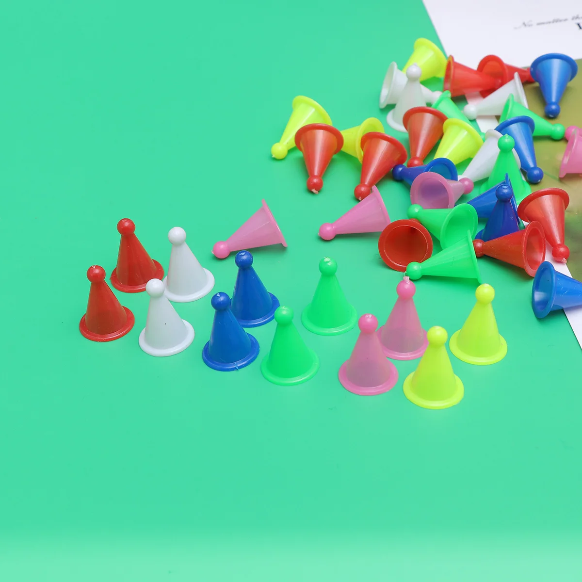 Pack of 100pcs Mixed Color Checker Replacement Plastic Pegs Board Game Accessories Educational Game for Adults Kids
Pack of 100pcs Mixed Color Checker Replacement Plastic Pegs Board Game Accessories Educational Game for Adults Kids