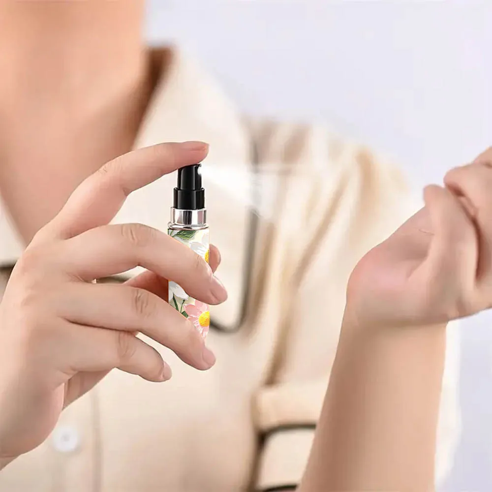 Новый мини-флакон для духов объемом 5 мл, многоразовый пустой спрей, вращающийся распылитель для хранения, портативные пустые косметические контейнеры
Новый мини-флакон для духов объемом 5 мл, многоразовый пустой спрей, вращающийся распылитель для хранения, портативные пустые косметические контейнеры