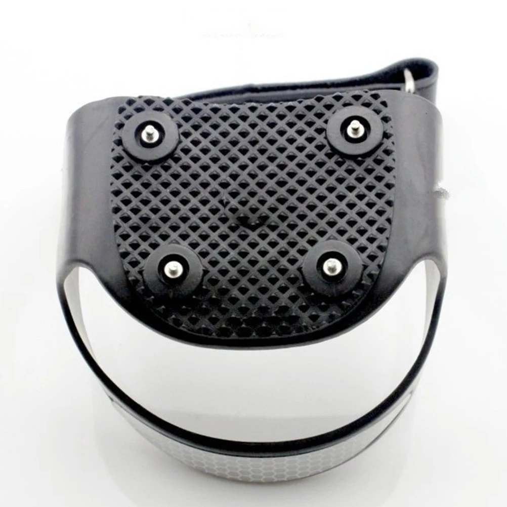 1 Pair Shoe Traction 5 Teeth Crampons Black -38 Heavy Duty Silicone Spikes Snow For Hiking Climbing
1 Pair Shoe Traction 5 Teeth Crampons Black -38 Heavy Duty Silicone Spikes Snow For Hiking Climbing