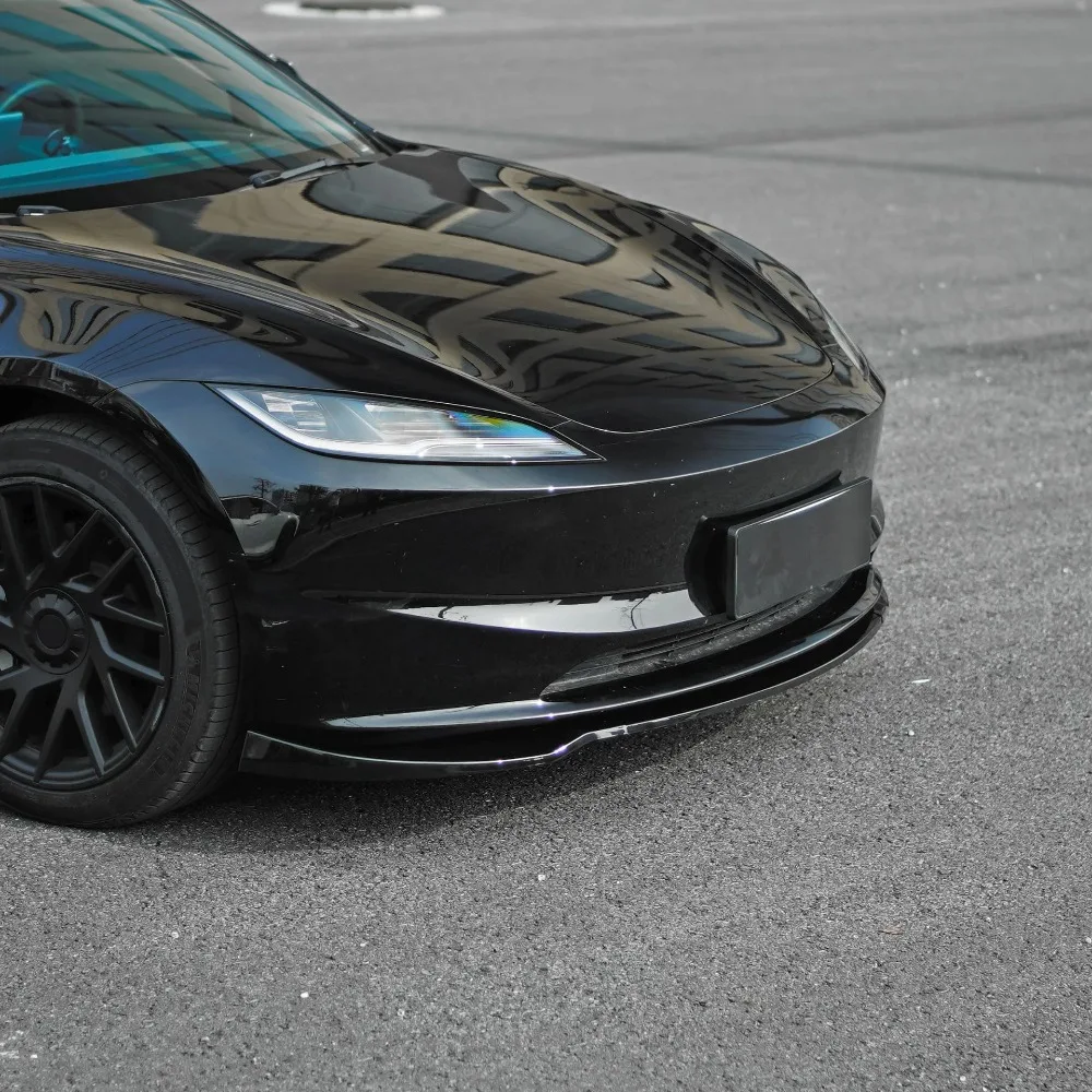 For Tesla Model 3 2019-2025 Front Bumper Lip Spoiler Splitter Diffuser BodyKit Tuning ABS Canard Lip Protector Cover
For Tesla Model 3 2019-2025 Front Bumper Lip Spoiler Splitter Diffuser BodyKit Tuning ABS Canard Lip Protector Cover