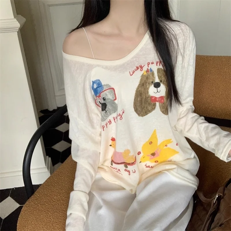 Korean Style Long Sleeve V-Neck Slimming Cartoon Print Top Women's Design Sensation Base Shirt Fashionable Commute Wind
Korean Style Long Sleeve V-Neck Slimming Cartoon Print Top Women's Design Sensation Base Shirt Fashionable Commute Wind