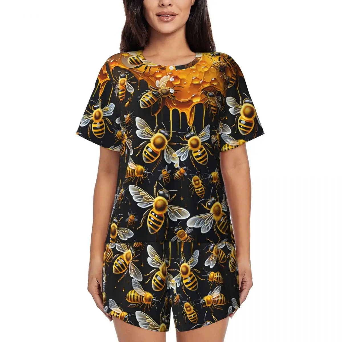 Пижамный комплект Honey Bees на заказ, женская одежда для сна из 2 предметов с короткими рукавами, домашняя одежда, комплекты пижамных шорт
Пижамный комплект Honey Bees на заказ, женская одежда для сна из 2 предметов с короткими рукавами, домашняя одежда, комплекты пижамных шорт