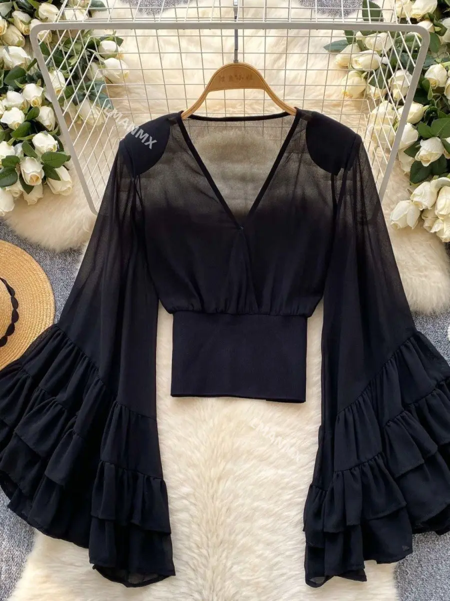 Новинка 2025: Весенне-осенний женственный топ из шифона с глубоким V-образным вырезом, приталенный, с принтом
Новинка 2025: Весенне-осенний женственный топ из шифона с глубоким V-образным вырезом, приталенный, с принтом